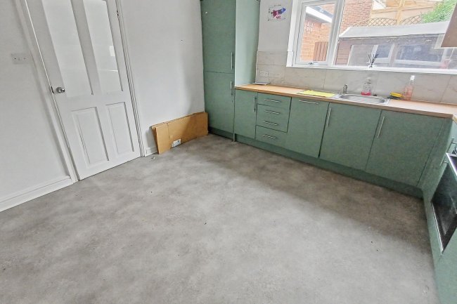 49 Cross Lane, Marple, Stockport SK6 6DJ 10