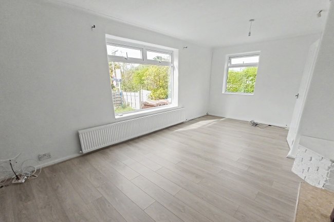 49 Cross Lane, Marple, Stockport SK6 6DJ 10