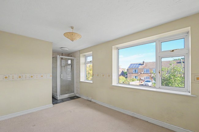 16 Devon Drive, Chandlers Ford, Eastleigh, SO53 3GN 3