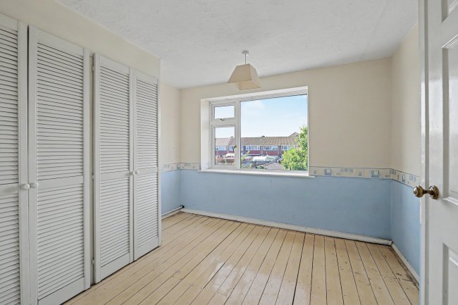 16 Devon Drive, Chandlers Ford, Eastleigh, SO53 3GN 3