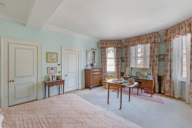 Flat 11 Zetland House, Marloes Road, Kensington, London W8 5LB 5