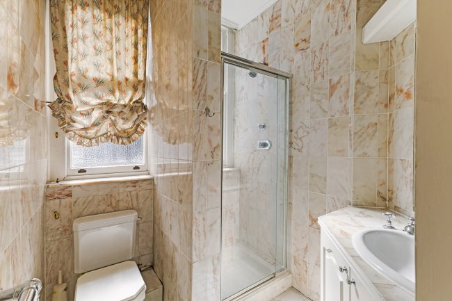 Flat 11 Zetland House, Marloes Road, Kensington, London W8 5LB 5