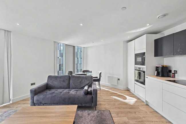 Apartment 1503, Three60 Building, 11 Silvercroft Street, Manchester, M15 4ZQ 8