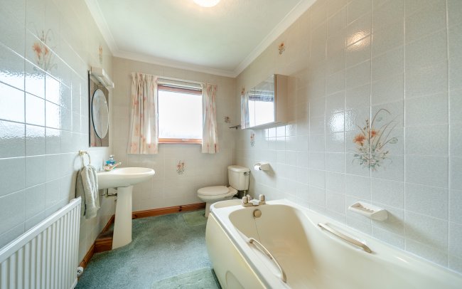 1 Craignair Gardens, Dalbeattie DG5 4DF 3