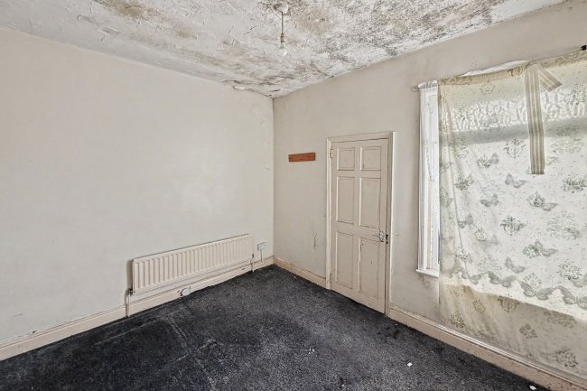 21 Talbot Street, Middlesbrough, TS1 3EP 2