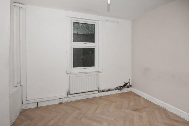 Flat 3, 20 St. Michaels Road, Bedford, Bedfordshire, MK40 2LT 7