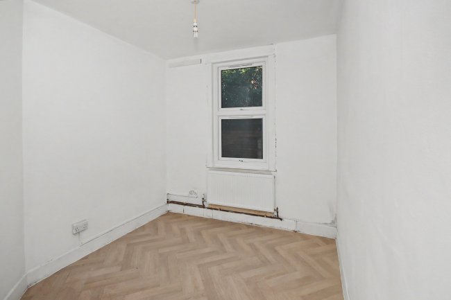 Flat 3, 20 St. Michaels Road, Bedford, Bedfordshire, MK40 2LT 7
