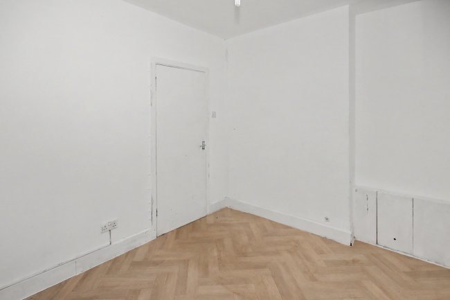 Flat 3, 20 St. Michaels Road, Bedford, Bedfordshire, MK40 2LT 7