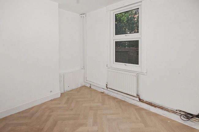Flat 3, 20 St. Michaels Road, Bedford, Bedfordshire, MK40 2LT 7