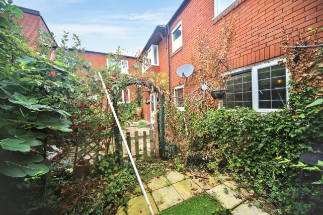 46 Fell View, Chorley, Lancashire, PR6 0NU 5