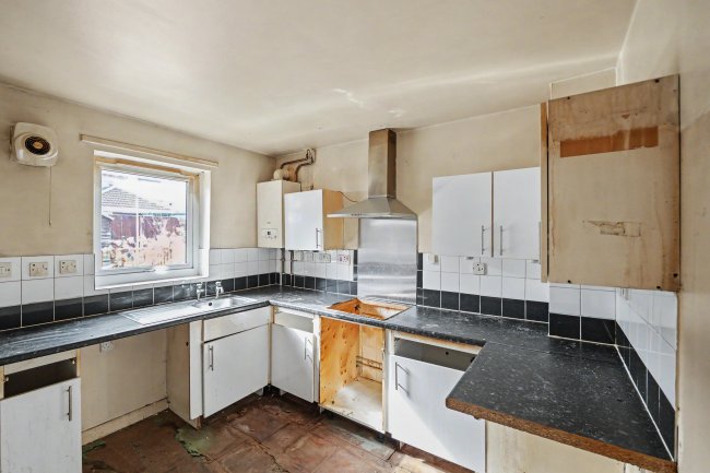 23 Richmond Grove, North Shields, Tyne And Wear, NE29 7QZ 6