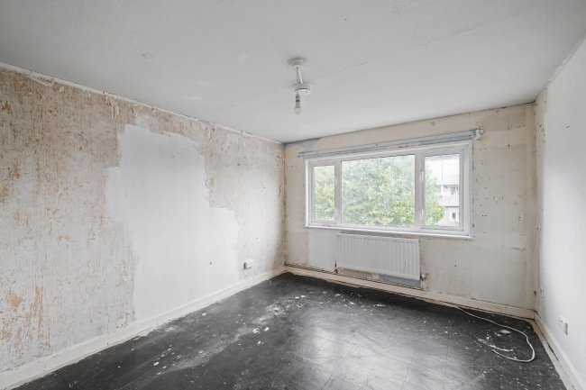 42 Musquash Way, Hounslow, Middlesex, TW4 7PQ 7