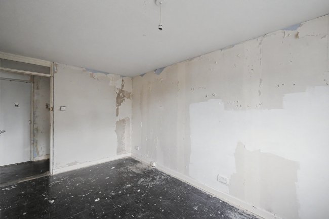 42 Musquash Way, Hounslow, Middlesex, TW4 7PQ 7