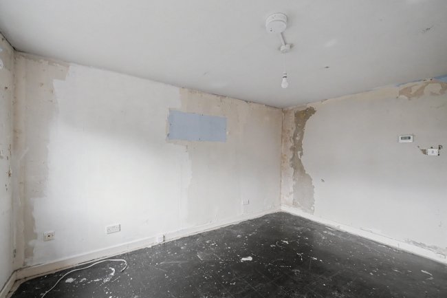 42 Musquash Way, Hounslow, Middlesex, TW4 7PQ 7