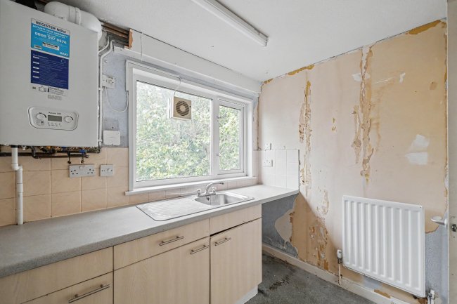 42 Musquash Way, Hounslow, Middlesex, TW4 7PQ 7