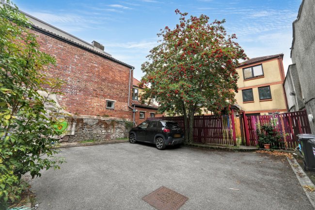 Flat 3, St Andrews Mews, St. Andrews Road, Montpelier, Bristol, BS6 5EH 10