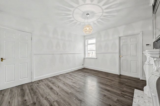 230 Whickham View, Newcastle Upon Tyne, Tyne And Wear, NE15 7HQ 7