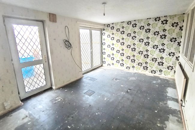 135 Axminster Close, Bransholme, Hull, East Yorkshire, HU7 4SE 6
