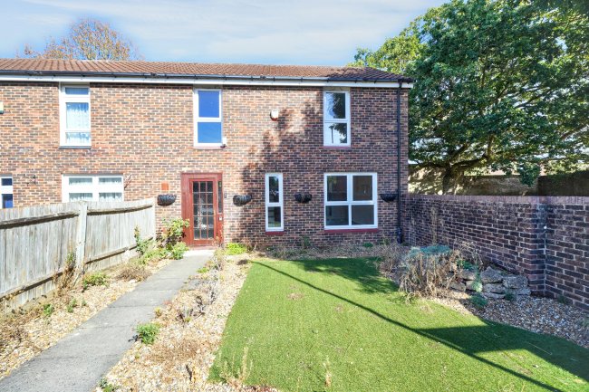 40 Charnwood Road, Hillingdon, Uxbridge, Middlesex, UB10 0HD 10