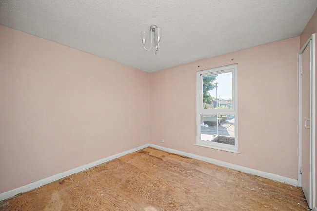 40 Charnwood Road, Hillingdon, Uxbridge, Middlesex, UB10 0HD 10