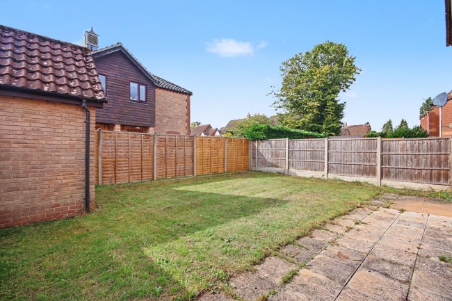 18 Blenheim Way, Watton, Norfolk, IP25 6XS 2