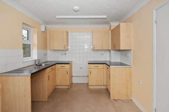 25 Alma Chase, Terrington St Clement, King's Lynn, Norfolk, PE34 4LJ 7