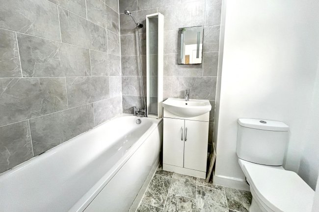 Flat 5, Dartmouth House, Elmwood Road, Croydon, CR0 2SL 6