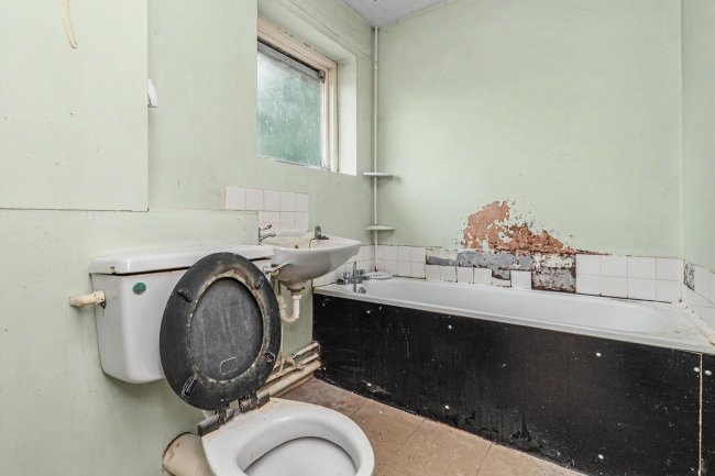11 Isis Way, Sandhurst, GU47 9RD 4