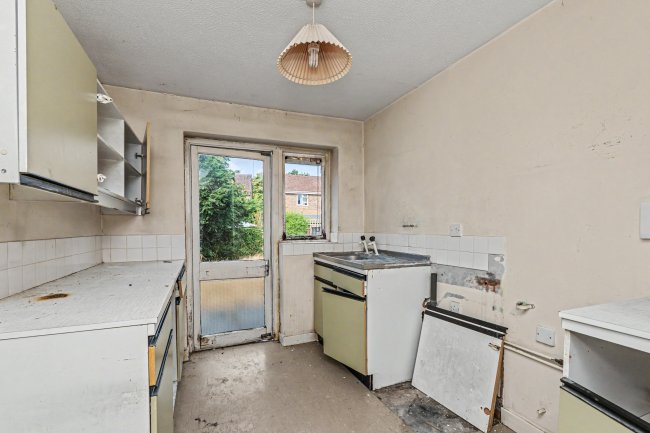 11 Isis Way, Sandhurst, GU47 9RD 4