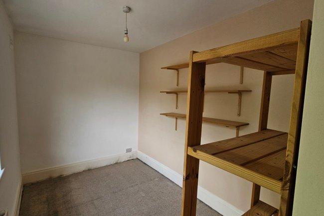 2 Main Road, Watnall, Nottingham, NG16 1HT 8