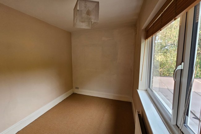 2 Main Road, Watnall, Nottingham, NG16 1HT 8