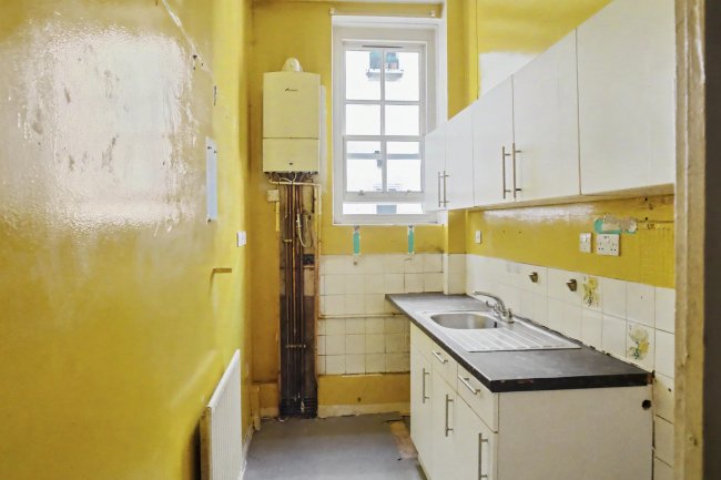 Flat 8, 3 The Mansions, Bramham Gardens, London SW5 9BW 10