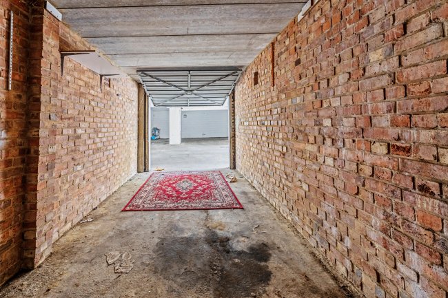 Flat 3, 10 Warren Road, Guildford, GU1 3NR 6