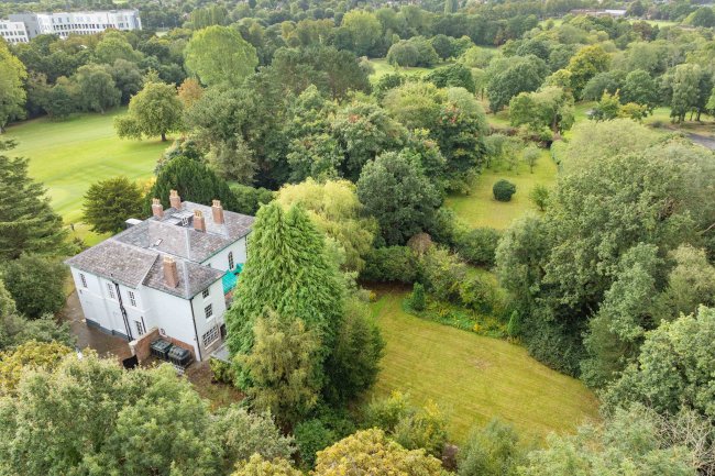 Park Mount at Edgbaston Golf Club, 259 Bristol Road, Edgbaston B5 7SR 6