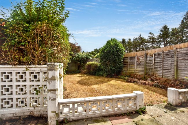 28 Oakley Drive, New Eltham, London, SE9 2HJ 9