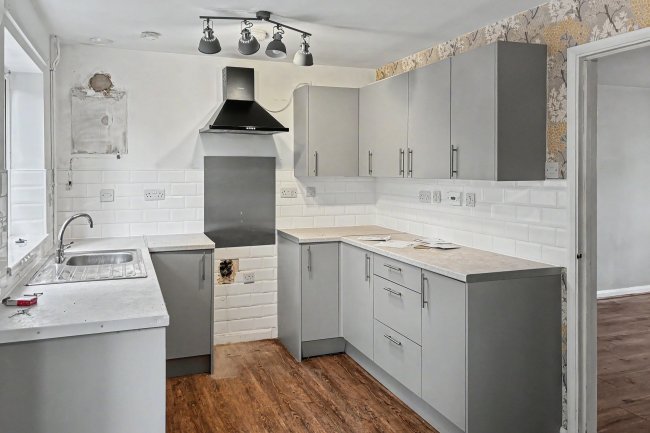 107 Brighton Road, Birmingham B12 8QJ 1