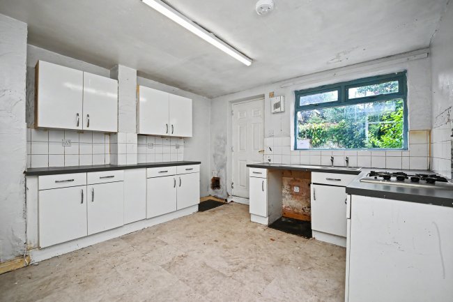 3 Kings Hill Field, Wednesbury, West Midlands, WS10 9JF 10
