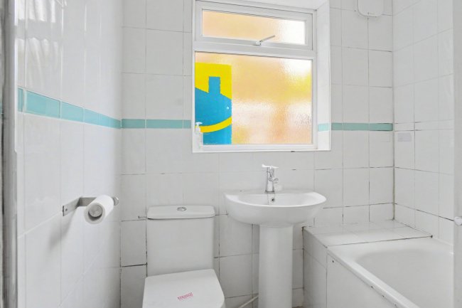 13 Birkbeck Avenue, Acton, London, W3 6HX 4