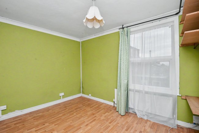 67 Hollis Street, Nottingham, NG7 7AS 5
