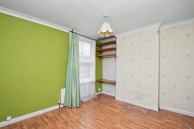 67 Hollis Street, Nottingham, NG7 7AS 5