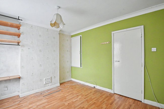 67 Hollis Street, Nottingham, NG7 7AS 5