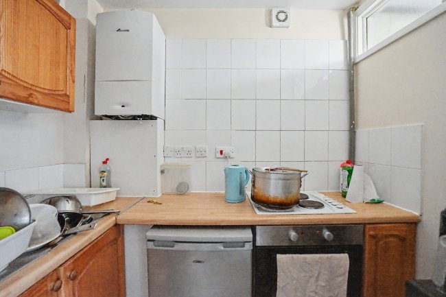 80 Lower Addiscombe Road, Addiscombe, Croydon, CR0 6AB 6