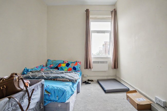 115 Lower Addiscombe Road, Addiscombe, Croydon, CR0 6PU 4