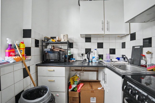 115 Lower Addiscombe Road, Addiscombe, Croydon, CR0 6PU 4