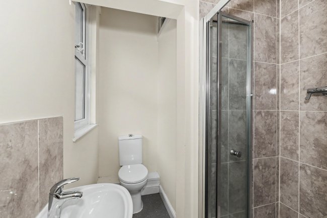 30 Westbourne Street, Walsall, West Midlands, WS4 2JB 4