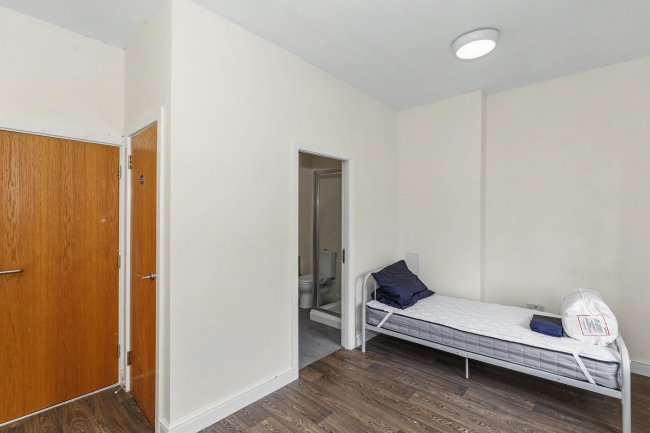 30 Westbourne Street, Walsall, West Midlands, WS4 2JB 4