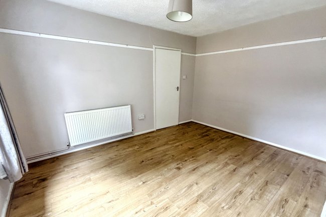14 Honey Mead, Calne, Wiltshire, SN11 8BH 5