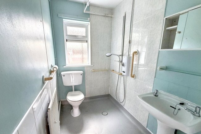 14 Honey Mead, Calne, Wiltshire, SN11 8BH 5