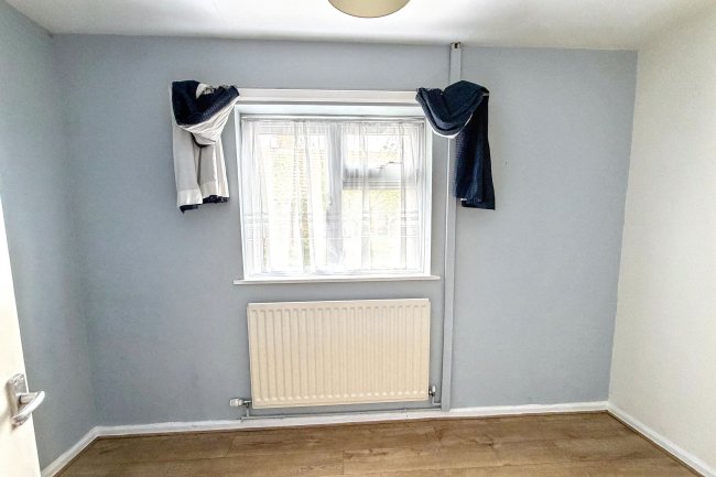 14 Honey Mead, Calne, Wiltshire, SN11 8BH 5