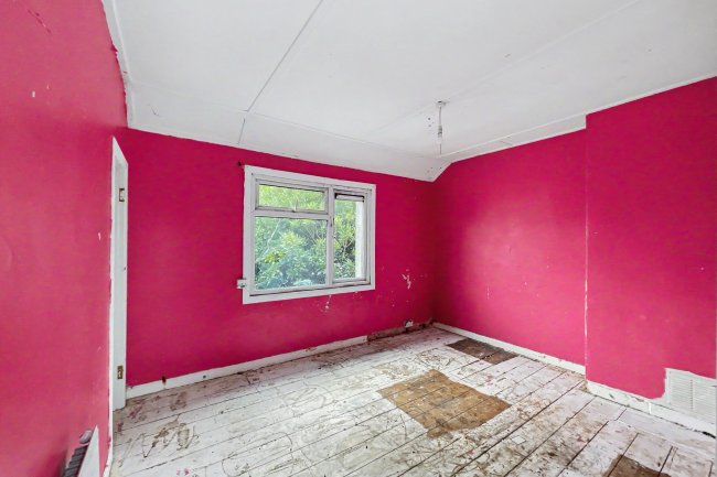 29 Chywoone Avenue, Newlyn, Penzance, Cornwall, TR18 5NH 2